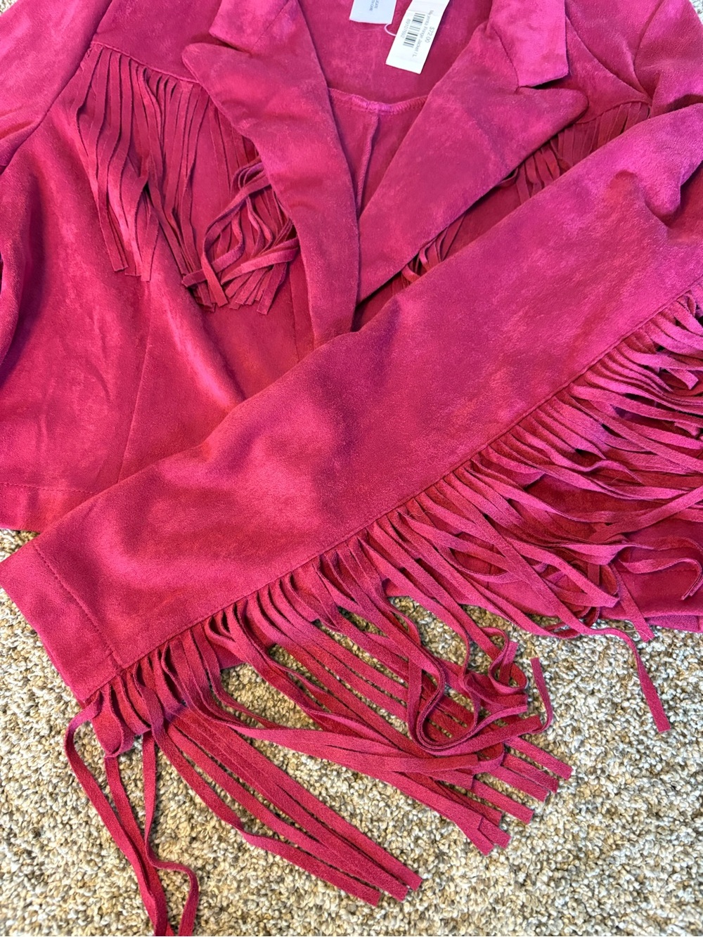 TCEC Women's Raspberry Fringe Blazer - Picture 8 of 12